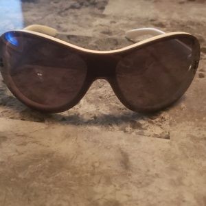 White Clandestine Sunglasses
